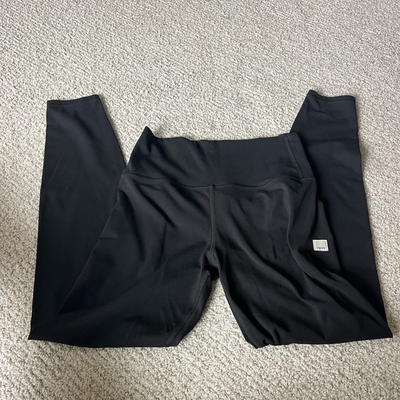 Vuori, All the feels legging, size small - Picture 2 of 4